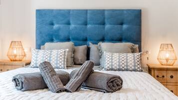 4 chambres, fer et planche à repasser, Wi-Fi gratuit, draps fournis