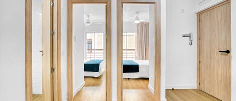 2 chambres, fer et planche à repasser, Wi-Fi gratuit, draps fournis