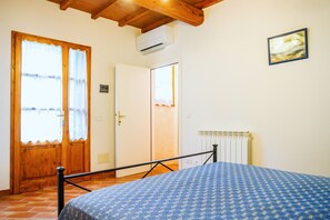 1 chambre, Wi-Fi gratuit, draps fournis