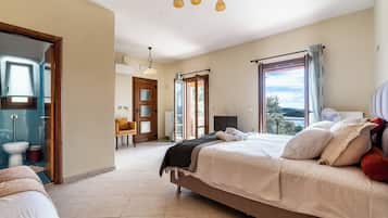 5 dormitorios, tabla de planchar con plancha, wifi gratis y ropa de cama