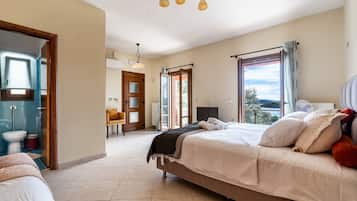 5 室のベッドルーム、アイロン / アイロン台、WiFi (無料)、ベッドシーツ