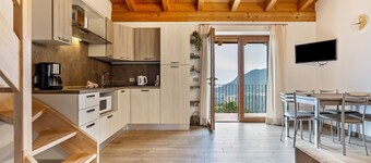 Apartment "Agriturismo Bocca Nevese Betulla" with Lake View, Garden & Wi-Fi