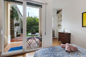 1 dormitorio, tabla de planchar con plancha, wifi gratis y ropa de cama