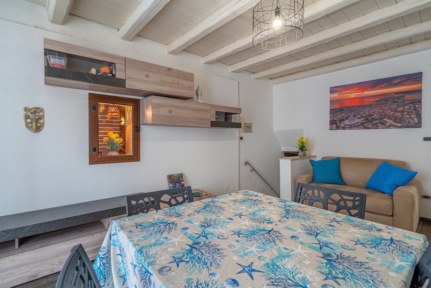 Holiday Apartment 'Cheyenne's House' With Terrace, Balcony & Wi-fi - イタリア シラクーザ