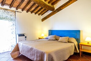 2 bedrooms, bed sheets