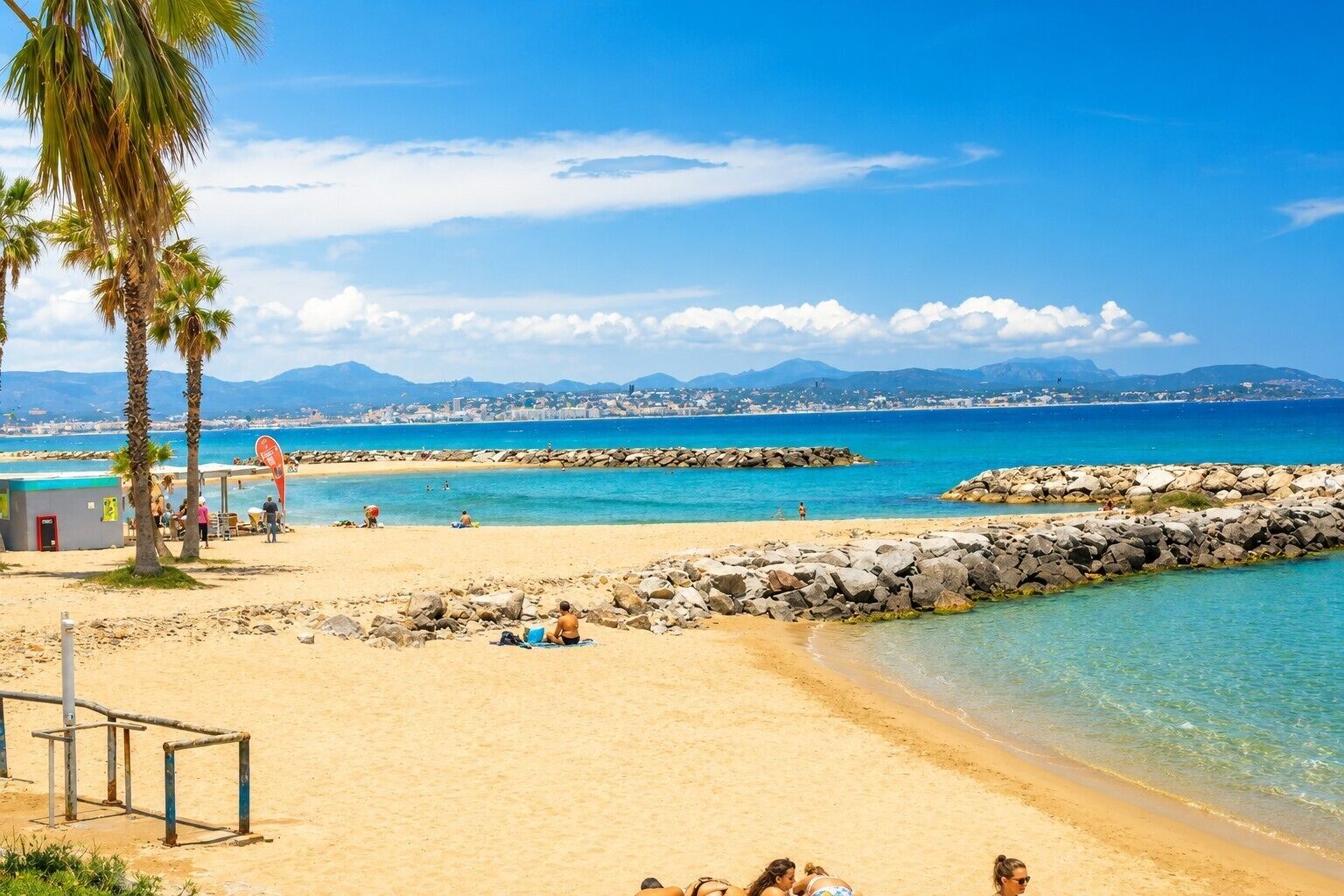 Strand