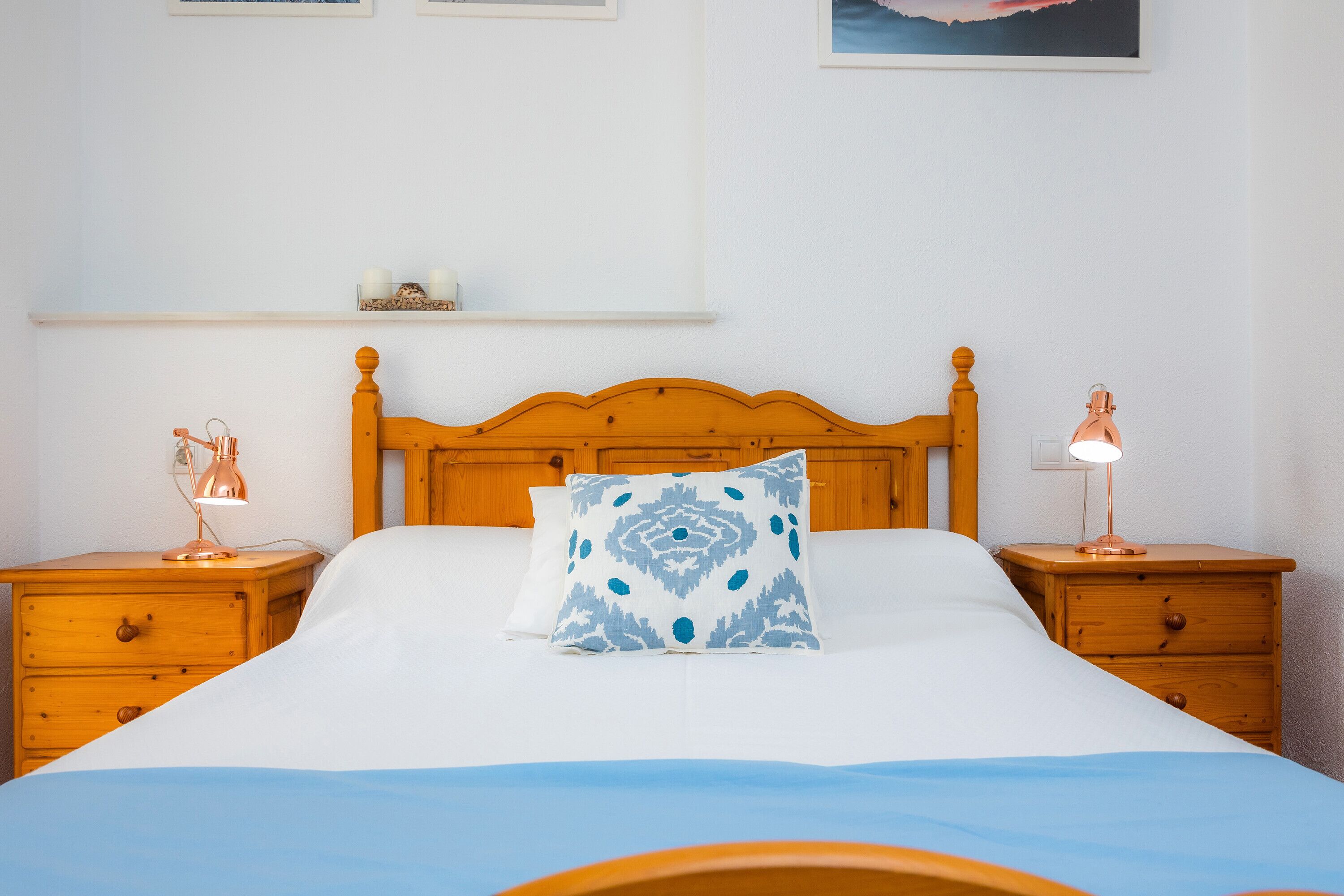 2 slaapkamers, een strijkplank/strijkijzer, gratis wifi, beddengoed