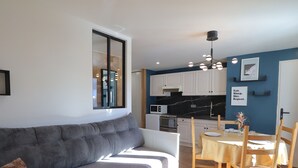Unclassified image, 2 of 10, button - Les Gets - 1BR apartment with parking and mountain view (Les Gets)