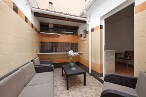 Interior - Vacation Home "Casinha Azul" with 2 Private Terraces, A/C & Wi-Fi (Lagos)