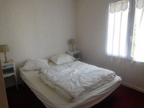 4 bedrooms