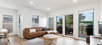 Seacroft - s a tastefully renovated townhouse ready for your next holiday.