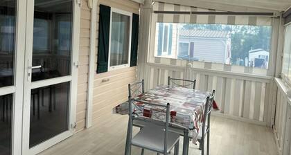 Familien-Mobilheim im Feriendorf