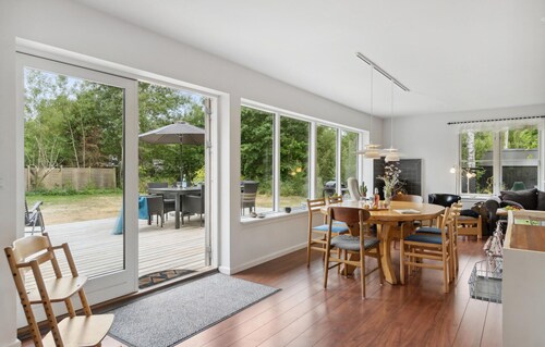 Gorgeous home in Sjællands Odde