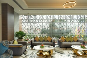 Lobby sitting area - Cygnett Inn Imperial (Tezpur)