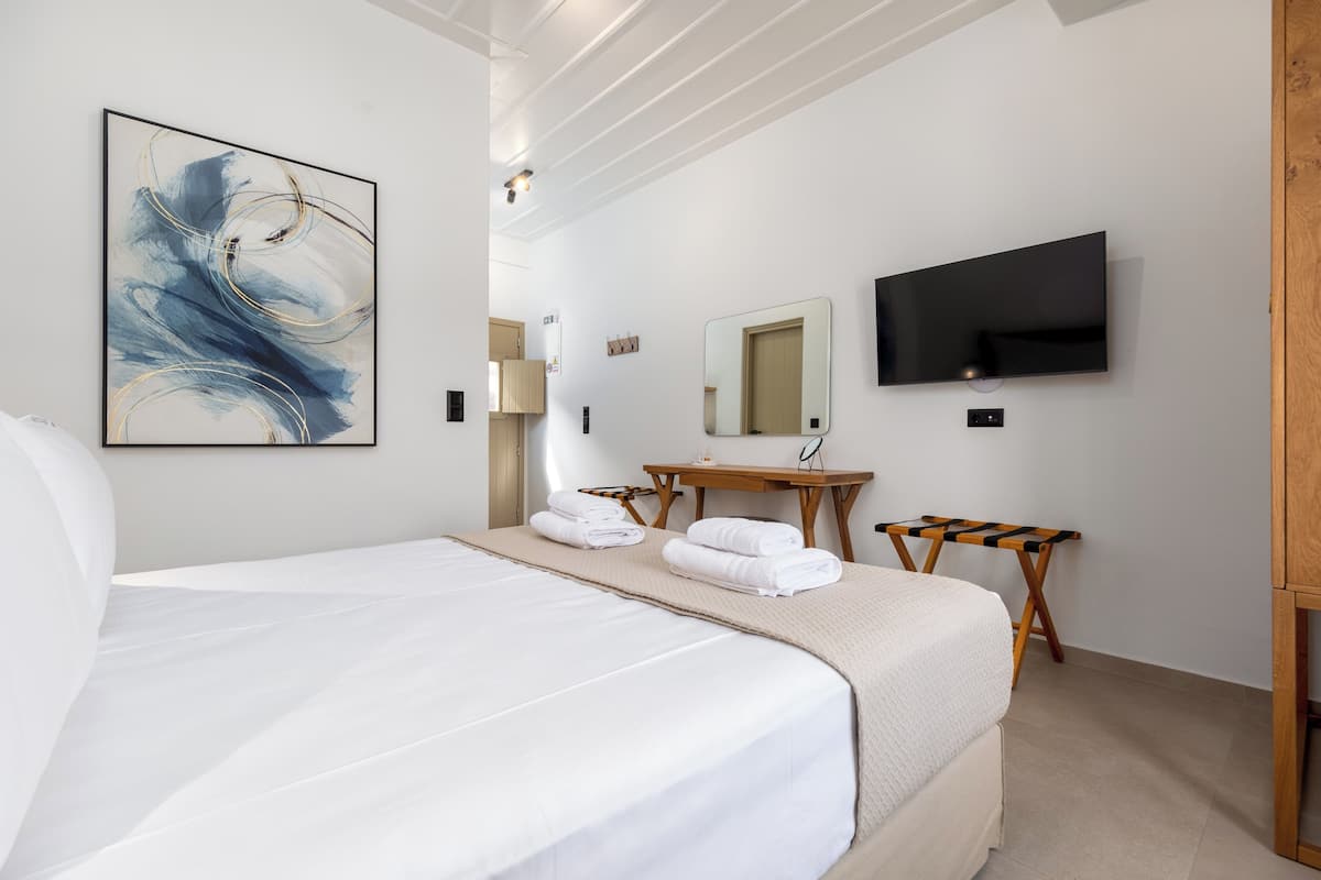 Deluxe Double Room, 1 Queen Bed