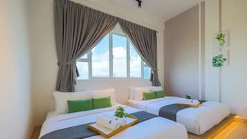 Egyptian cotton sheets, premium bedding, desk, laptop workspace