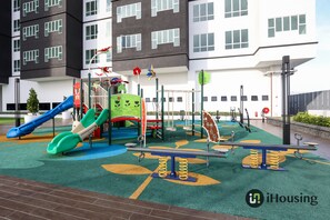 Ảnh chưa phân loại, 4 trong số 139 ảnh, nút