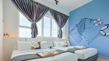 Elite Apartment | Egyptian cotton sheets, premium bedding, desk, laptop workspace