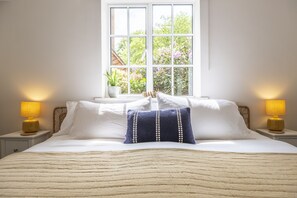 Bedroom two - Fernwood, Rolvenden , Kent (Rolvenden)