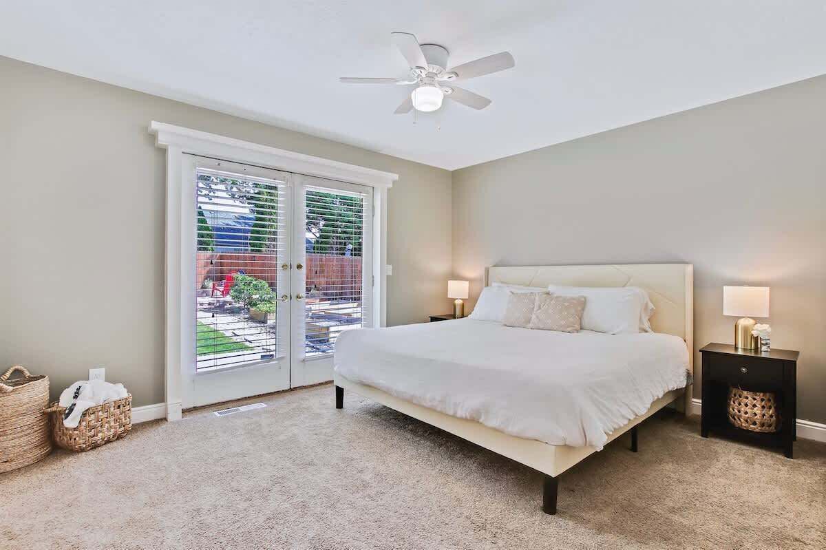 4 bedrooms, iron/ironing board, travel crib, WiFi