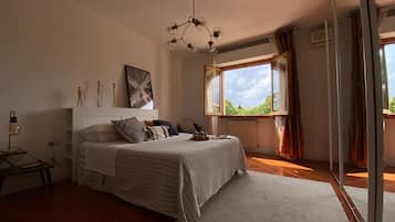 3 chambres, fer et planche Ă repasser, Wi-Fi, draps fournis