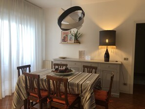 Dining - Pecci apartment Rosy description (Prato)