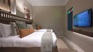 Four Bedroom House | ์ด์งํธ์ฐ ๋ฉด ์ํธ, ๊ณ ๊ธ ์นจ๊ตฌ, ๊ฐ๊ฐ ๋ค๋ฅธ ์คํ์ผ์ ์ธํ
๋ฆฌ์ด, ๊ฐ๊ฐ ๋ค๋ฅด๊ฒ ๊ฐ๊ตฌ ๋น์น