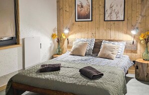 2 bedrooms, free WiFi, bed sheets