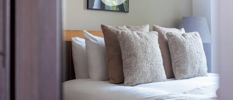 Apartament | 2 dormitoris, roba de llit hipoal·lergògena i mobiliari individual