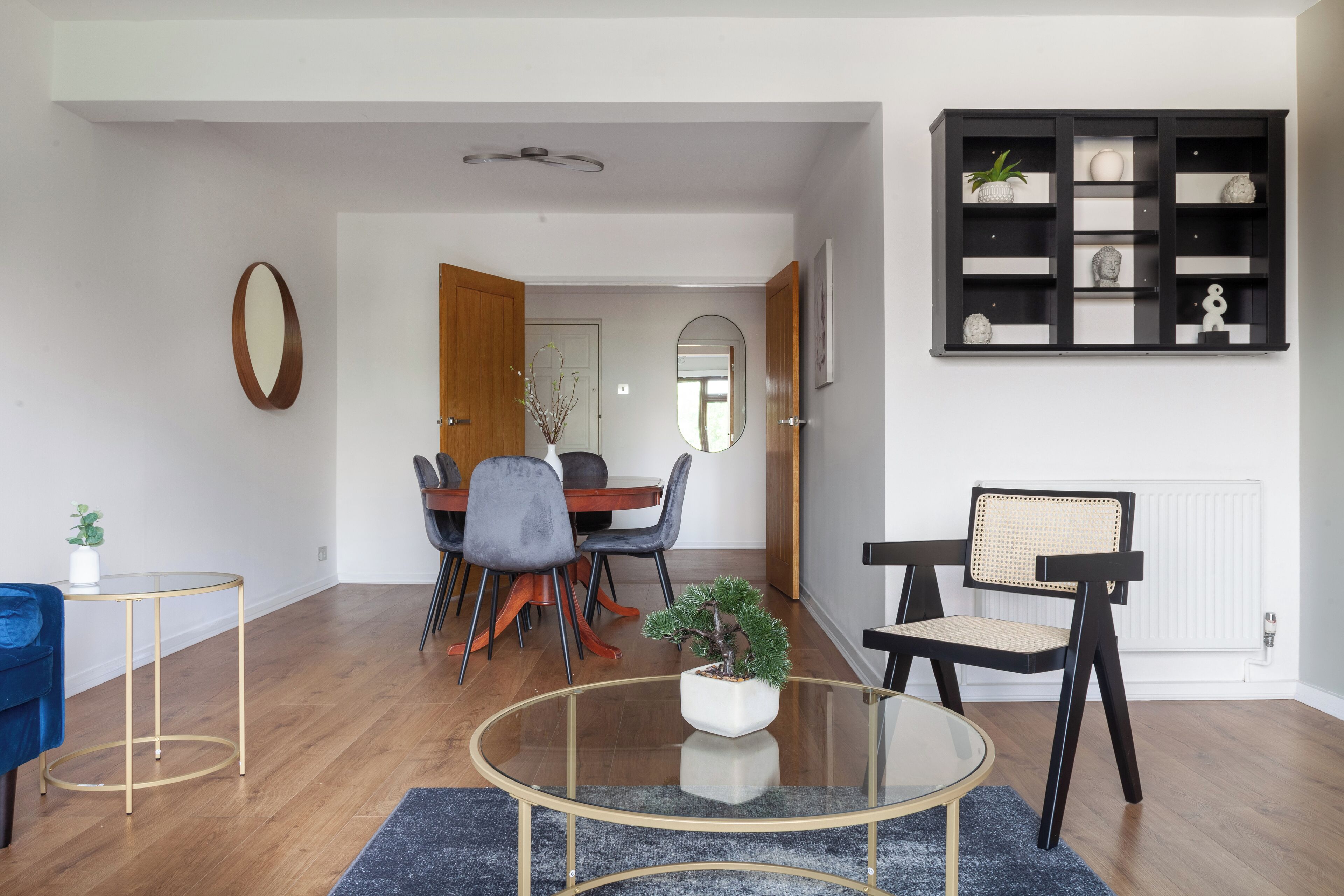 Appartement | Woonruimte | Een 37-inch televisie met kabelzenders, Netflix en streamingdiensten