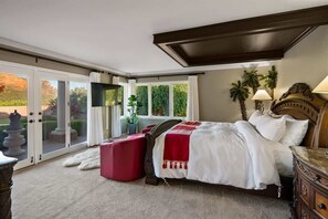 4 bedrooms, iron/ironing board, travel cot, free WiFi
