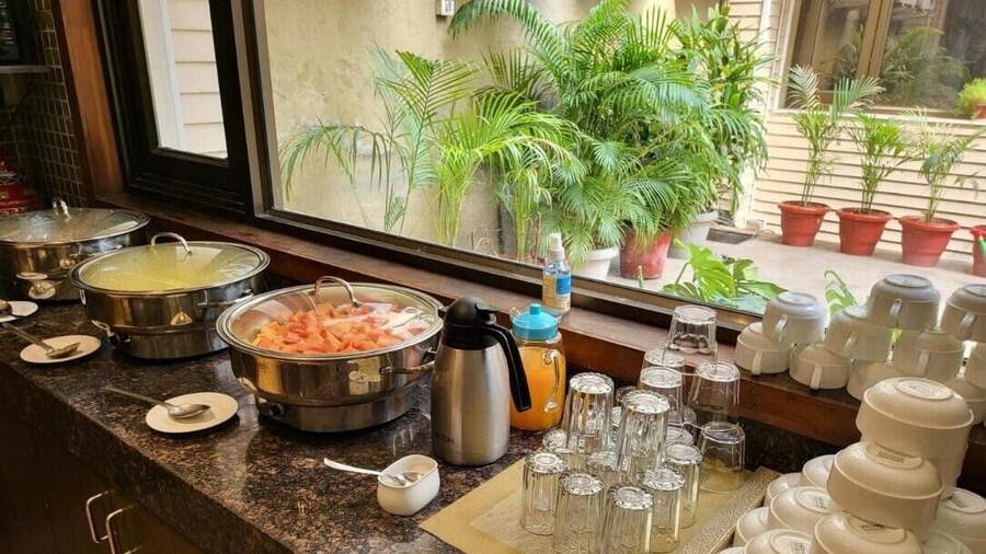 UDS Villa - Next to VFS, Walking to Connaught Place