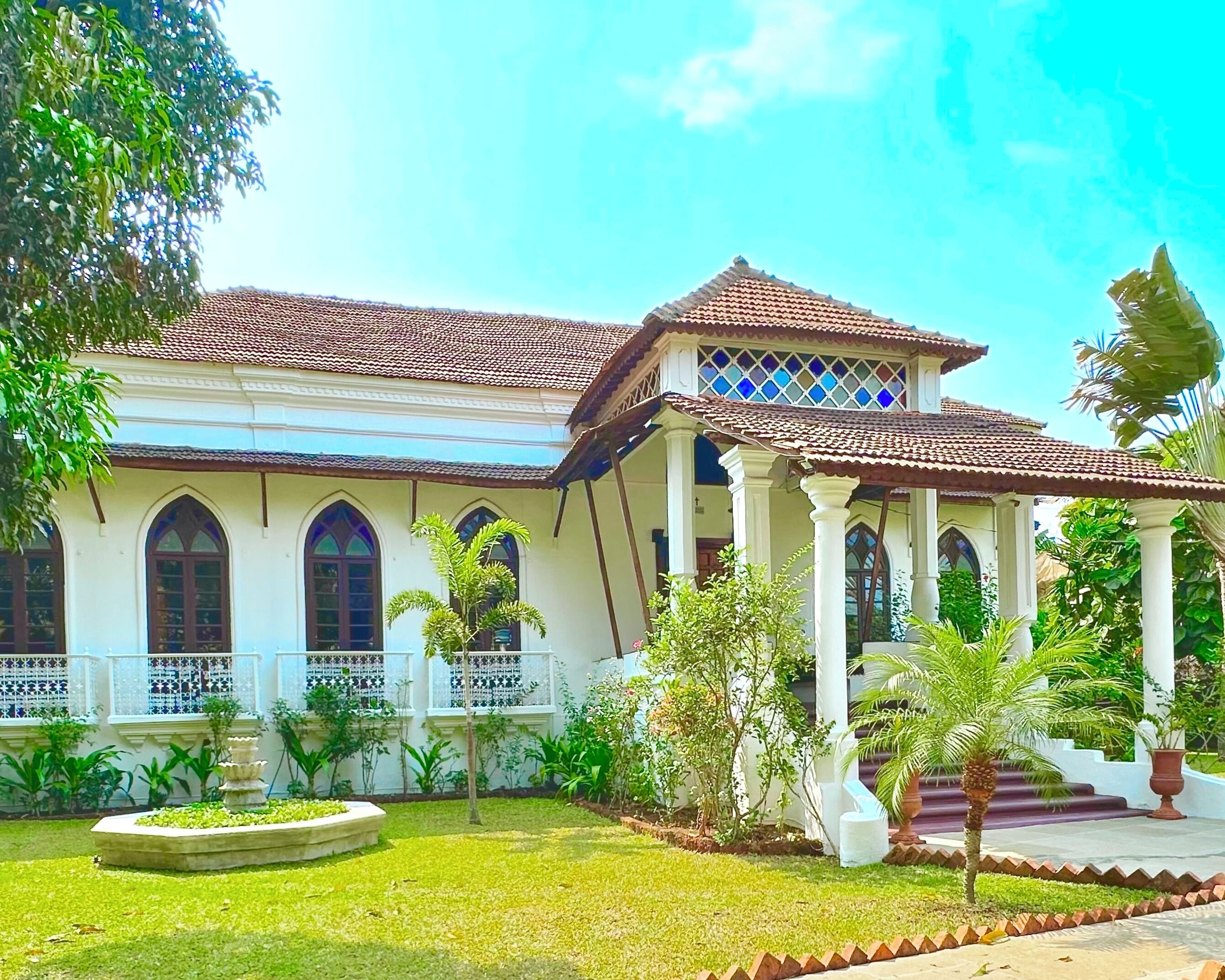 VILLA LOU GOA
Heritage Portuguese House built 1903
Private Pool