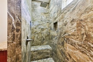 Shower, towels - Welcome to ISLAND TIME! (St. George Island)