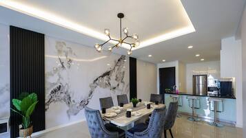 Presidential Suite, 3 Bedrooms, Balcony | In-room dining