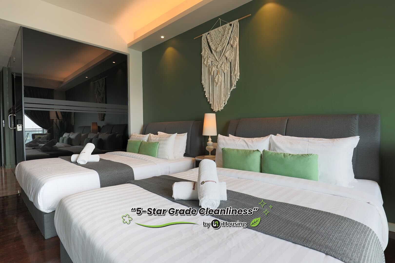 Deluxe Studio Suite, 2 Double Beds, Balcony | Egyptian cotton sheets, premium bedding, desk, iron/ironing board
