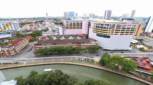 The Shore Residence Melaka By I Housing