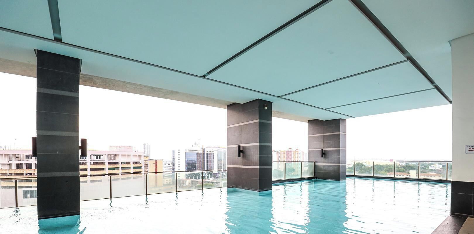 Piscine couverte, 2 piscines extérieures