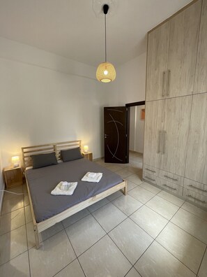 2 bedrooms, iron/ironing board, WiFi, bed sheets - Chania Casa (Chania)