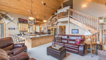 Smart TV, chimenea, estéreo y oficina