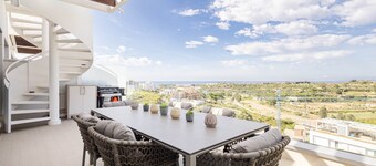 RDR488 - Stunning views and apartment Oceana Views
