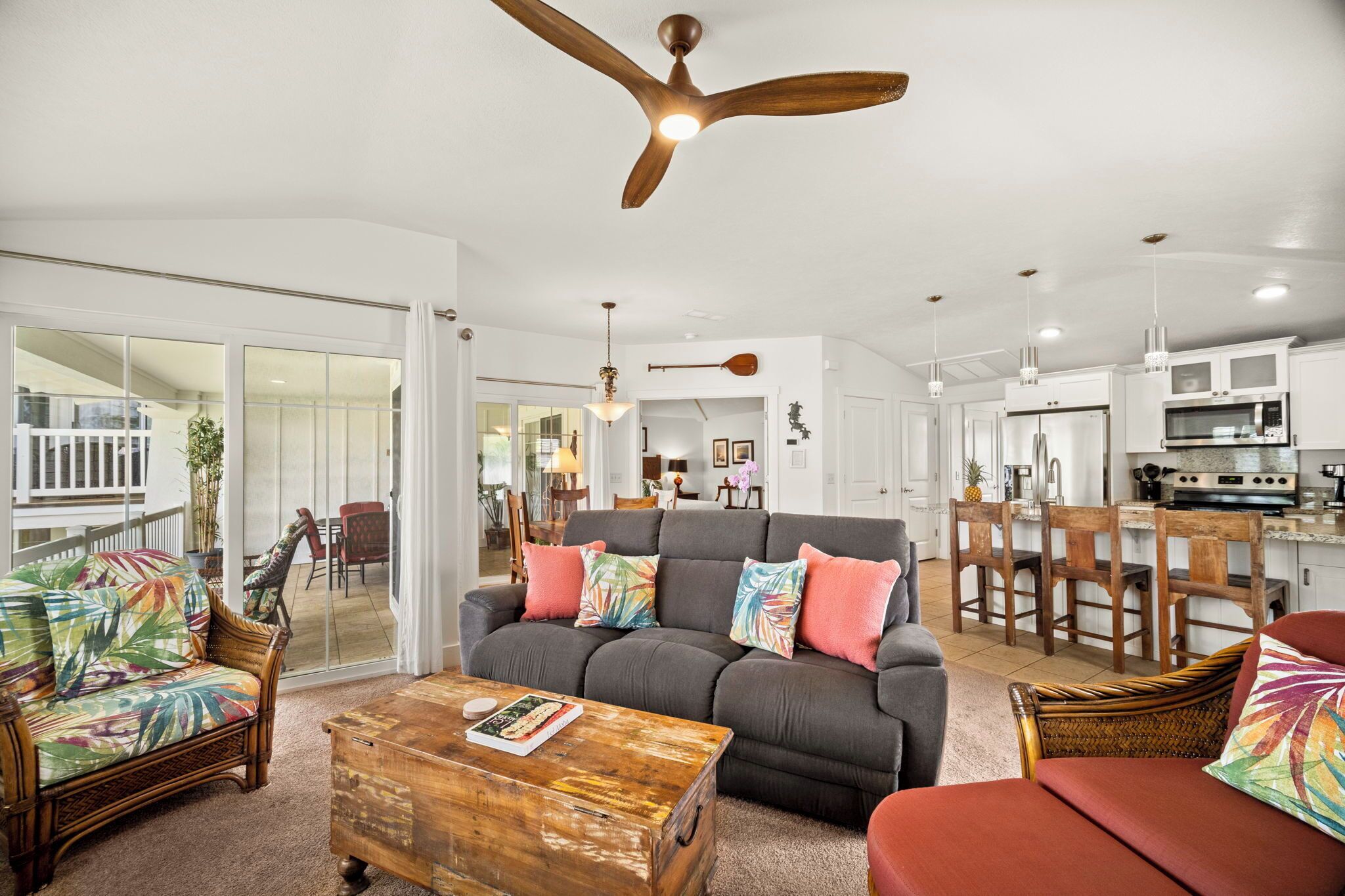 Smart TV, DVD player, books