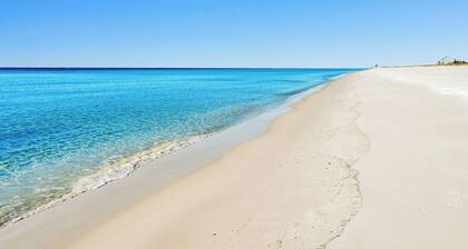 Windemere #1202 | Gulf Views + Pool & Hot Tub!