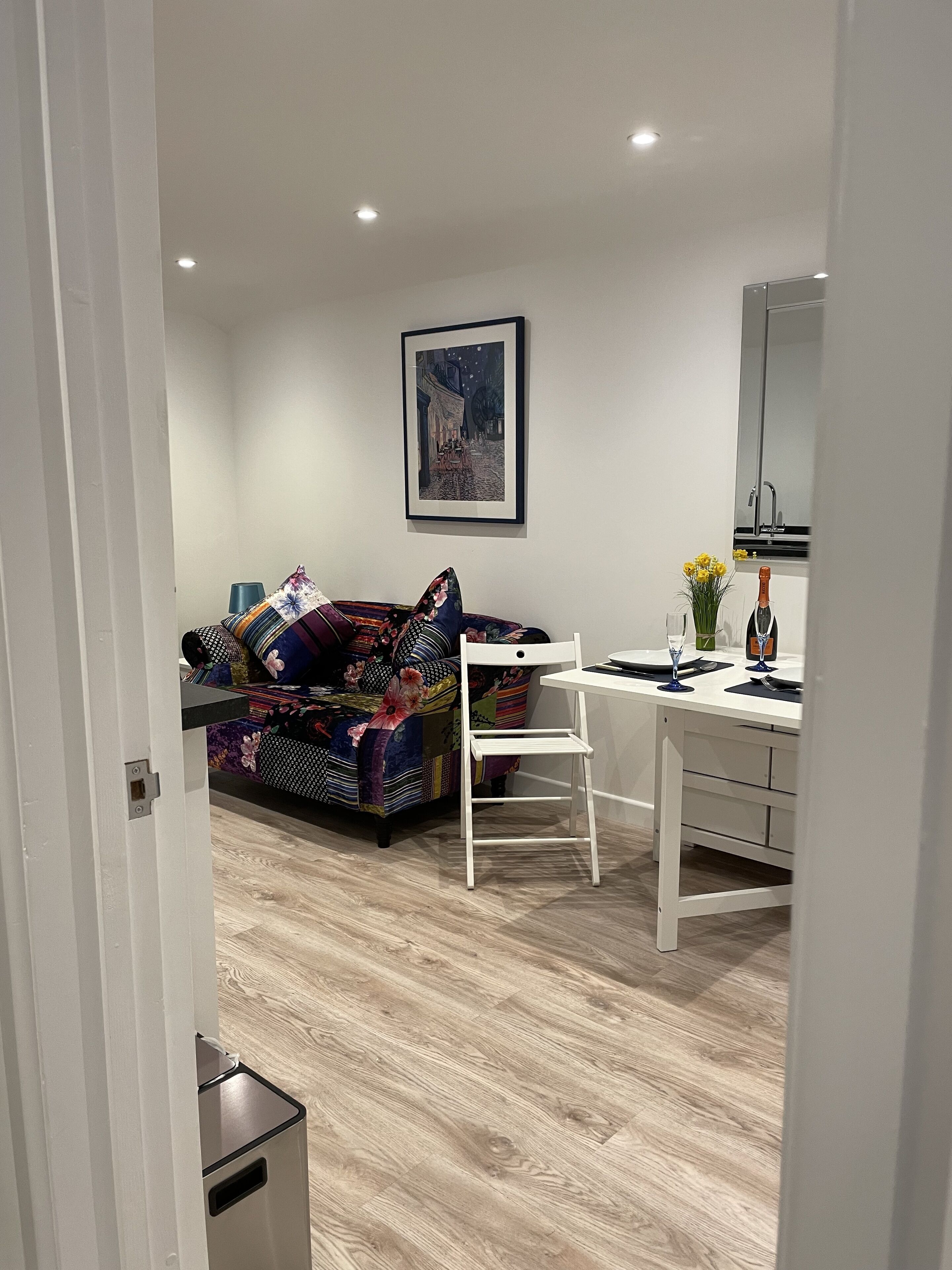 Studio Annie Is The Most Relaxing Place To Stay With Free Off Road Parking - 斯泰寧