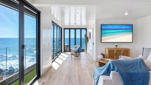 Unclassified image, 3 of 26, button - Pet Friendly Oceanfront Condo with a Spa P835-3 (Oceanside)