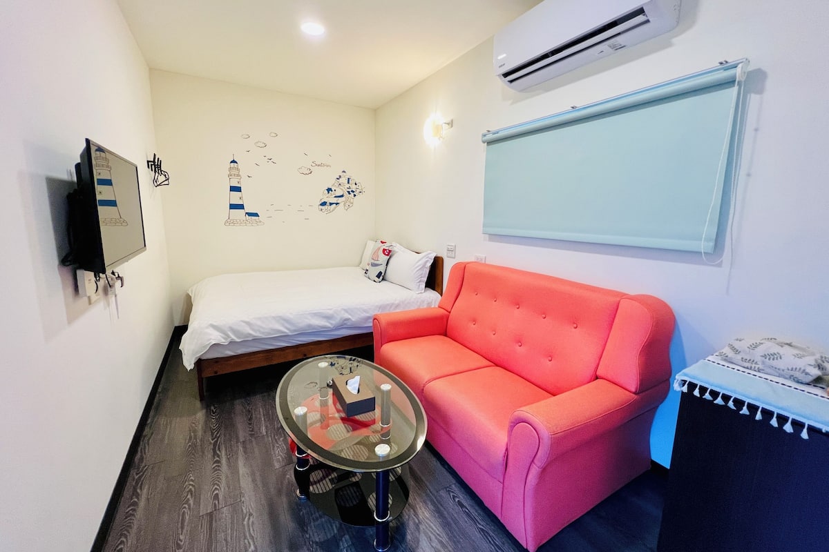 Standard Double Room | Free minibar, free WiFi, bed sheets