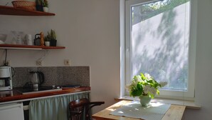 Luokittelematon kuva, 2 kautta 14, painike