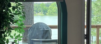 Cabin #7 "Lost in the Woods"  on the Lake