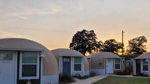 Unclassified image, 3 of 10, button - Country Dome Suites (Bellville)