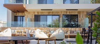 ACRO Upscale Residences